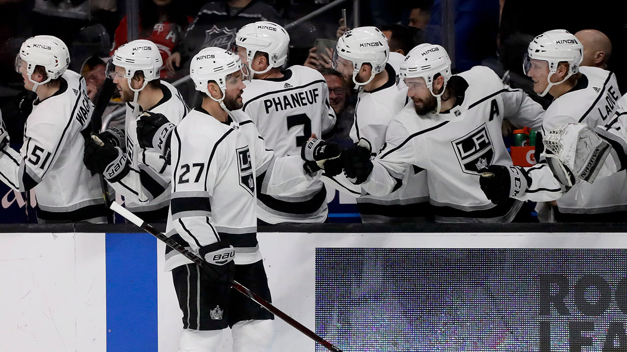 Quick Gets 50th Shutout In Kings’ Win Over Hurricanes