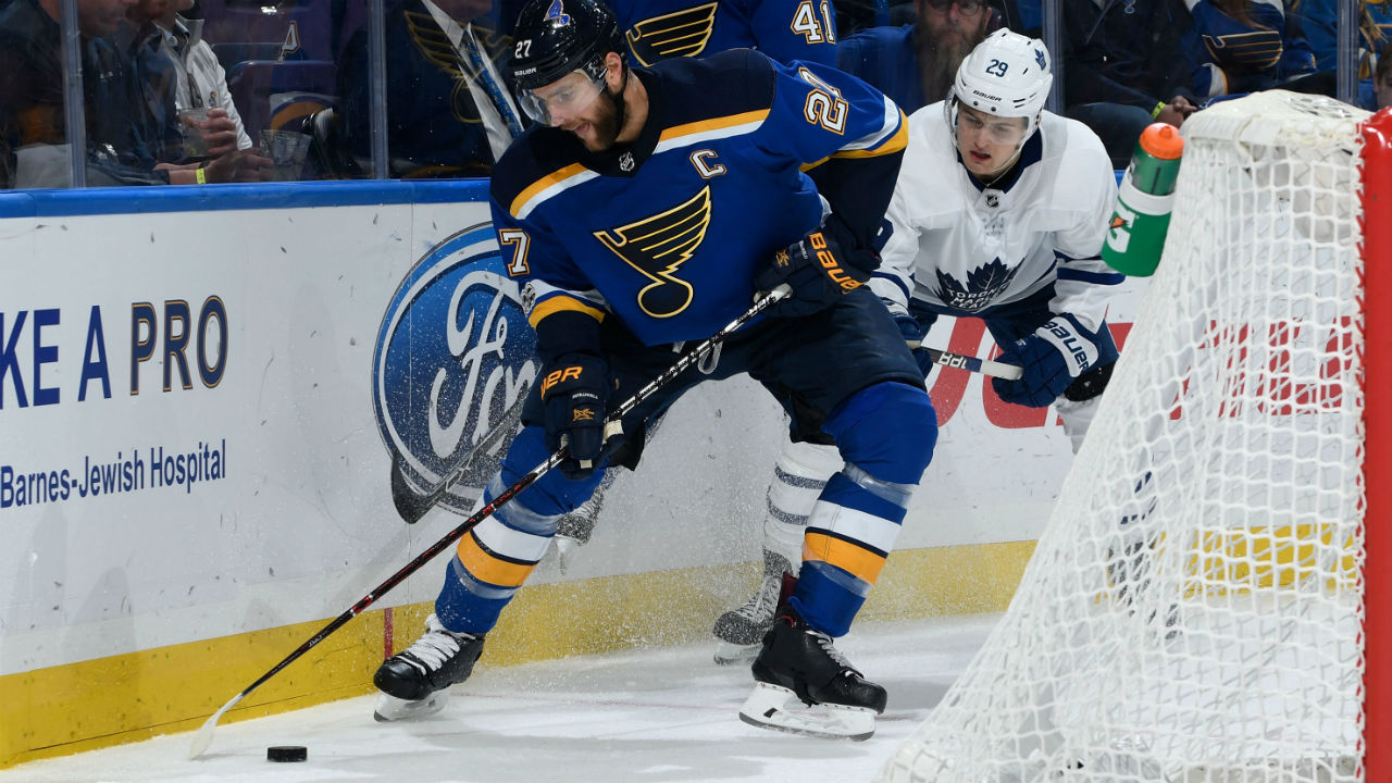 ST.-LOUIS,-MO---NOVEMBER-4:-Alex-Pietrangelo-#27-of-the-St.-Louis-Blues-controls-the-puck-as-William-Nylander-#29-of-the-Toronto-Maple-Leafs-pressures-at-Scottrade-Center-on-November-4,-2017-in-St.-Louis,-Missouri.-(Photo-by-Scott-Rovak/NHLI-via-Getty-Images)