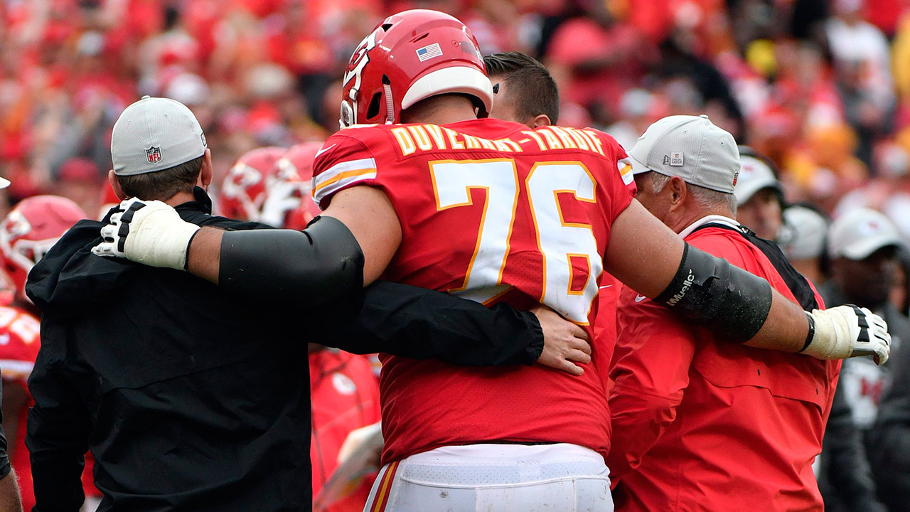 Jets work out Laurent Duvernay-Tardif, who seeks second NFL