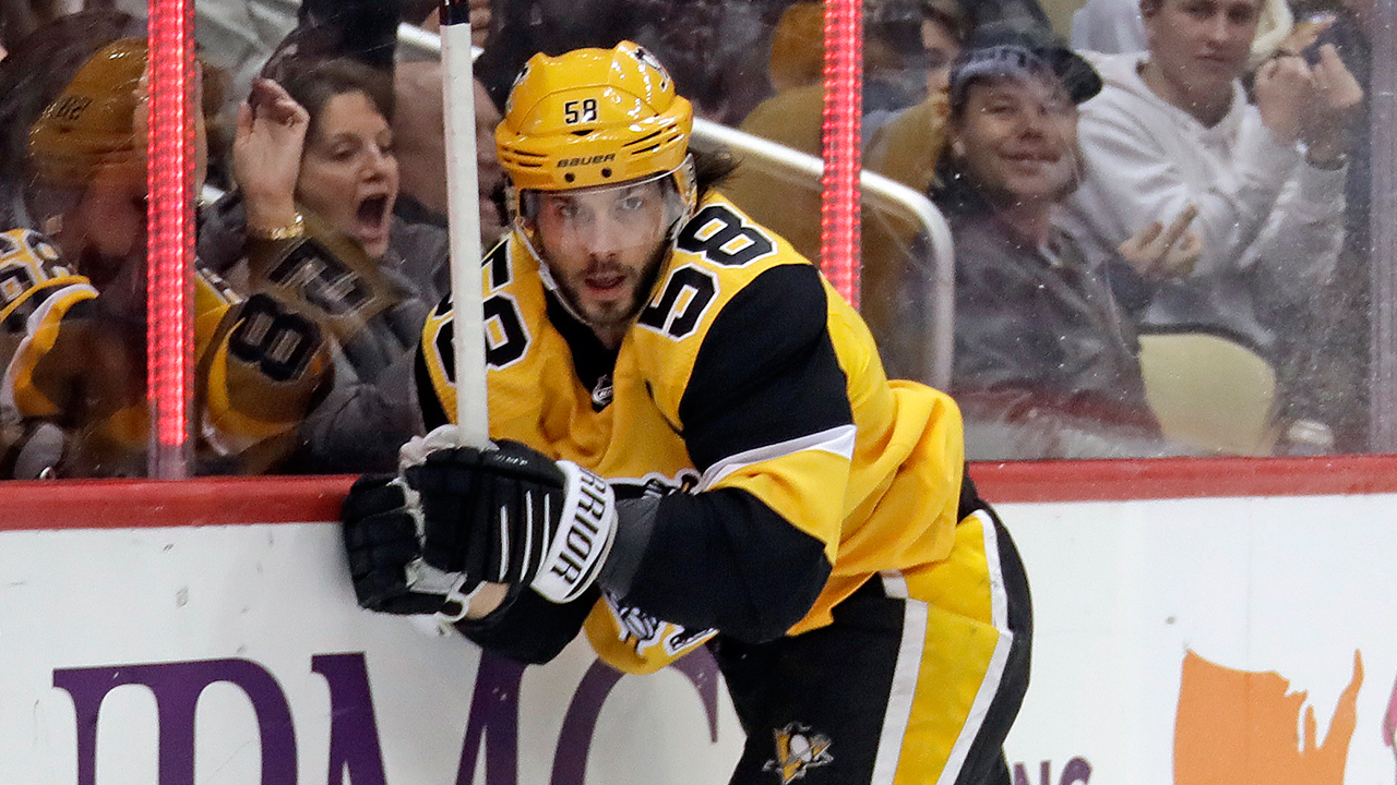 Letang, Crosby lead Penguins to win over Lightning