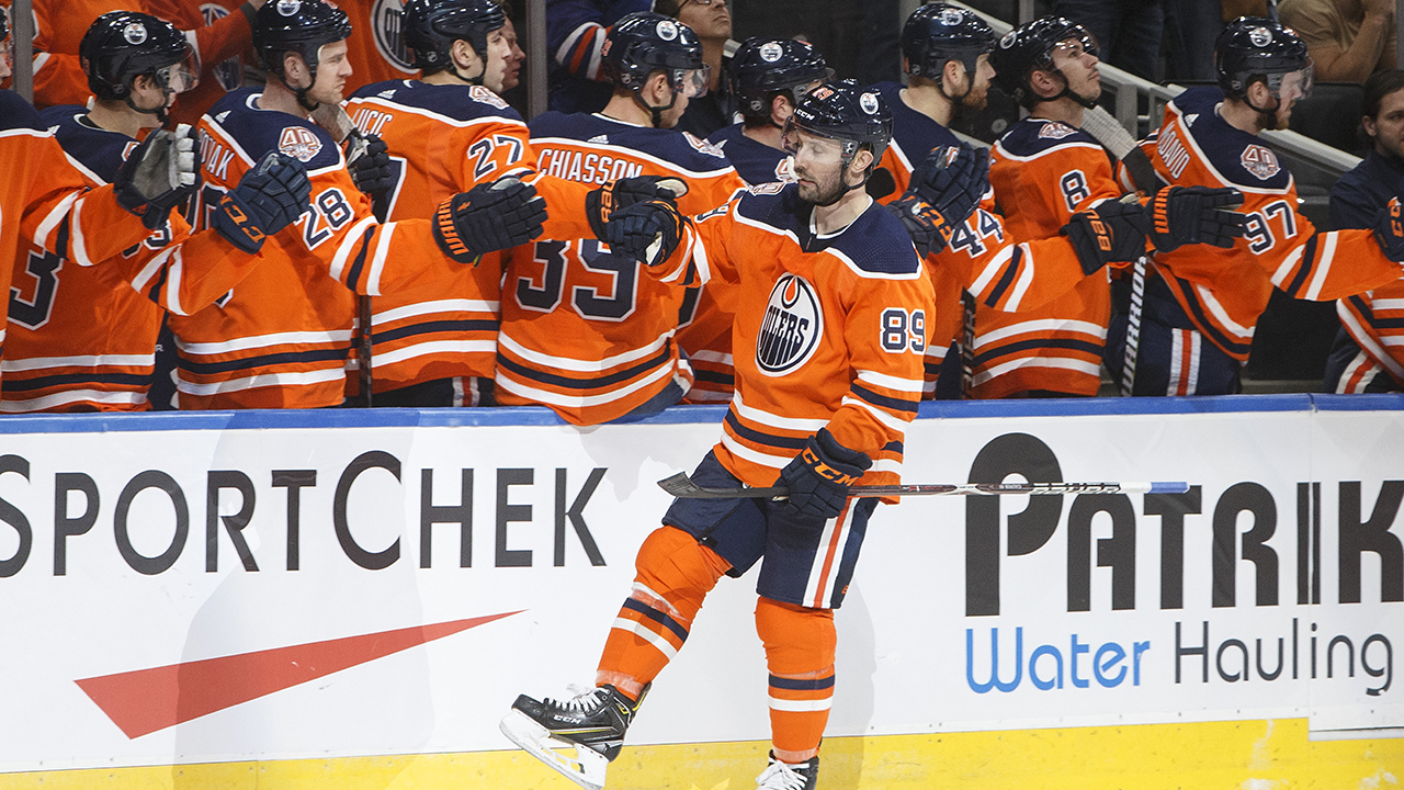 Josh Currie scores first NHL goal, Oilers hold on 