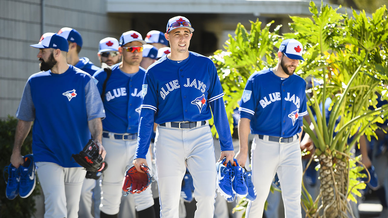 Blue Jays right-hander Aaron Sanchez has surgery on finger