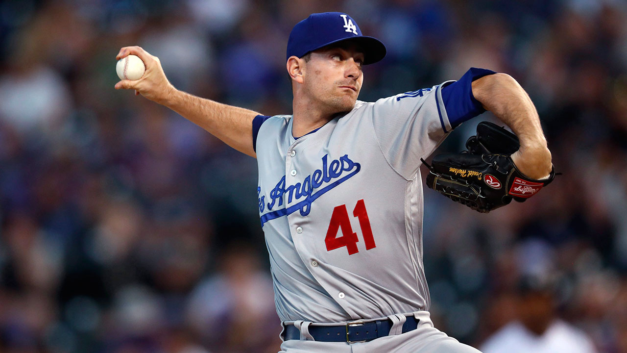 Dodgers-Hudson-throws-against-Rockies