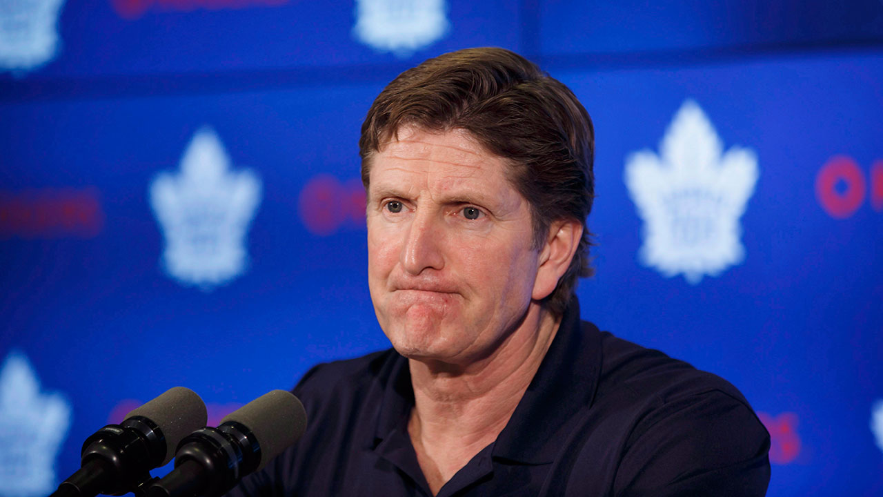 Maple Leafs fire head coach Mike Babcock, promote 