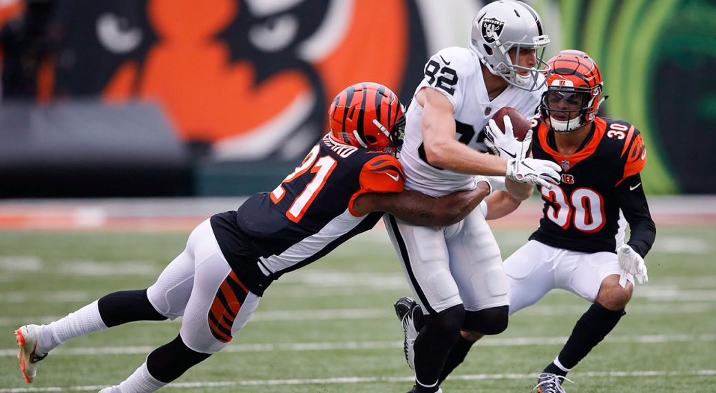 Raiders Cut Wr Jordy Nelson Qb Aj Mccarron To Save Cap Room