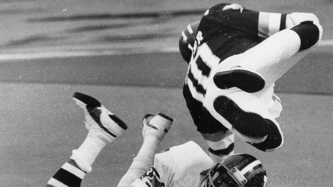 Edmonton Eskimos Football - Warren Moon 1982 Photograph by Terry