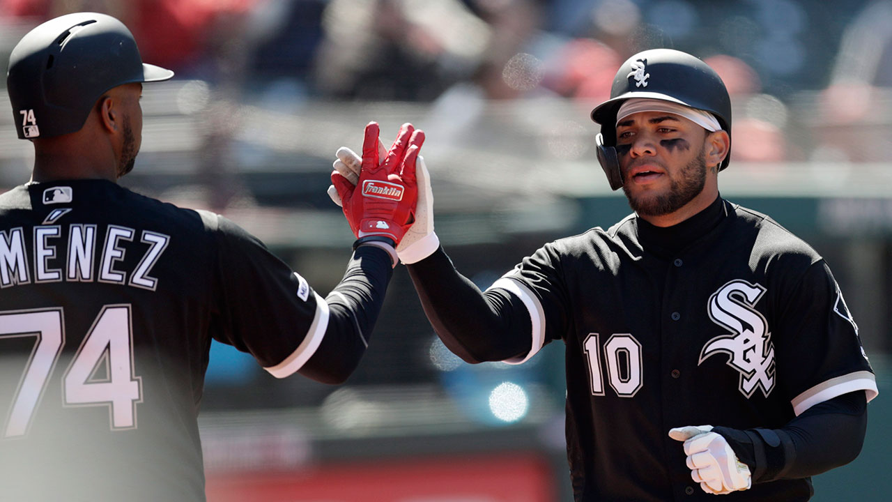 Yankees made 'significant offer' to Moncada
