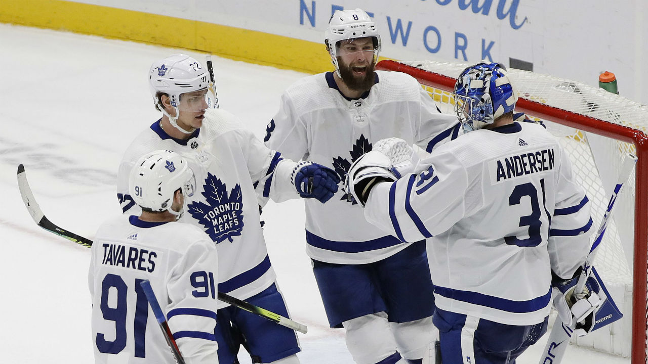 Jake Muzzin channels new dad strength in Maple Leafs win