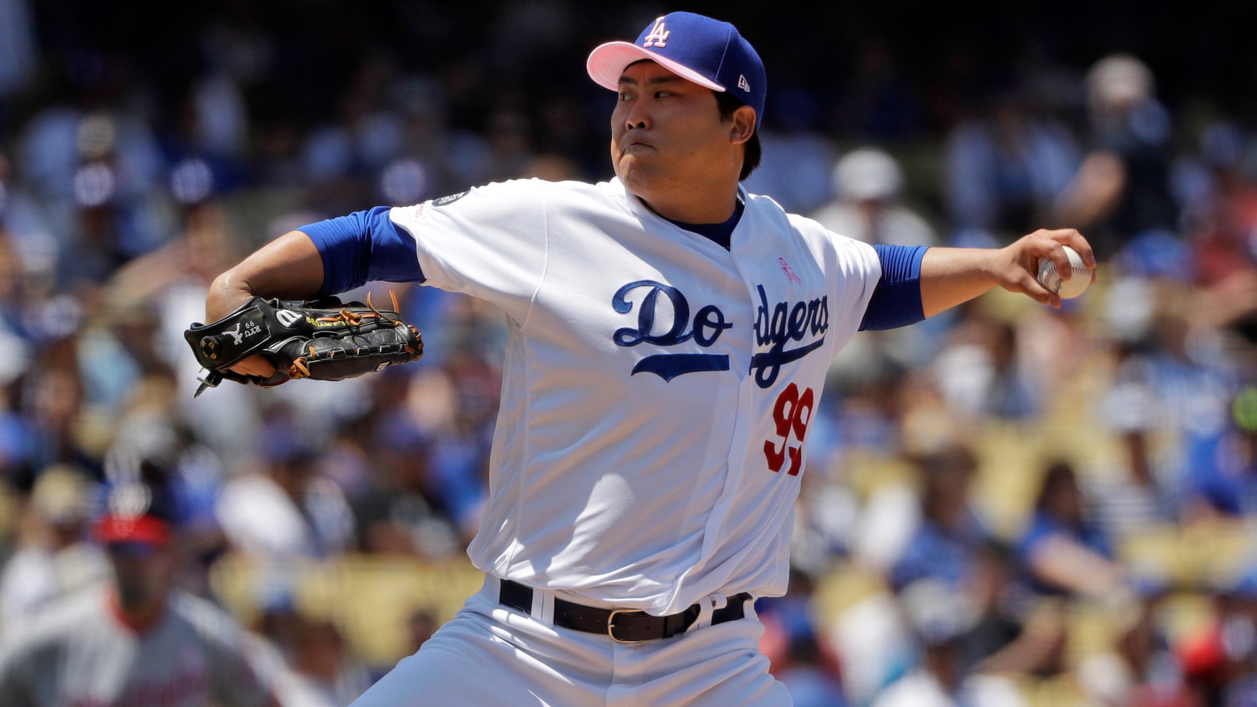 Los Angeles Dodgers - Welcome back, Hyun-Jin Ryu!