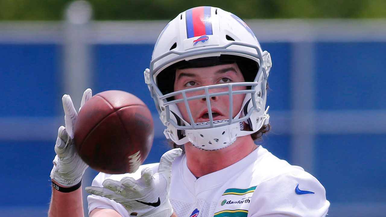 Buffalo Bills sign third-round pick, tight end Dawson Knox