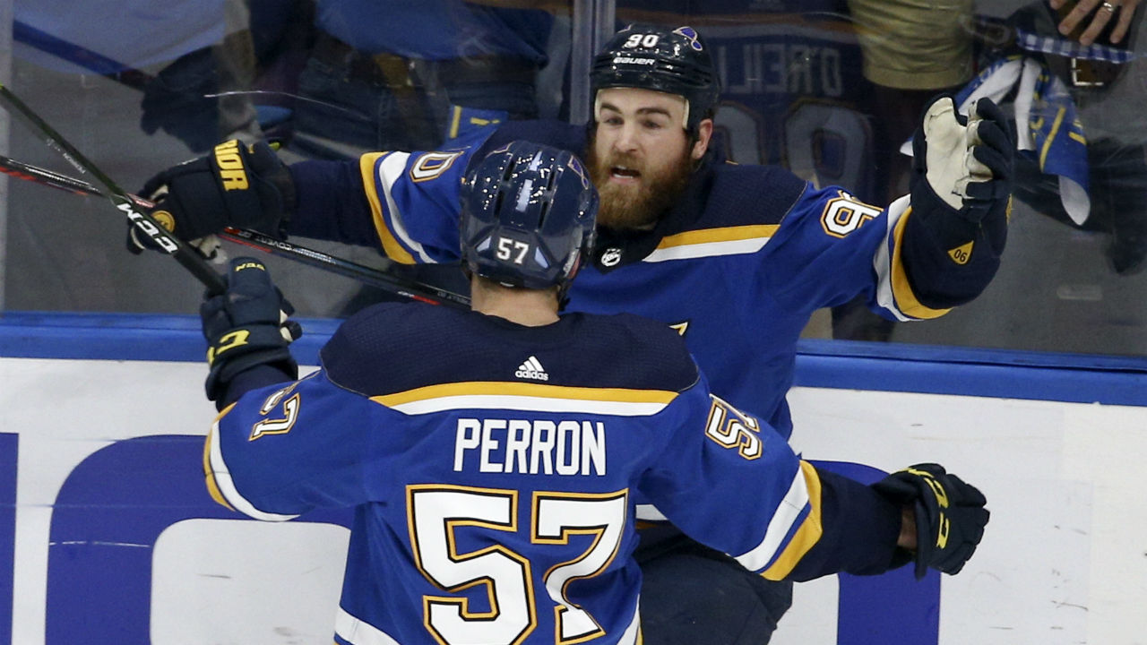 O’Reilly's unique stick delivers Blues Game 4 wi