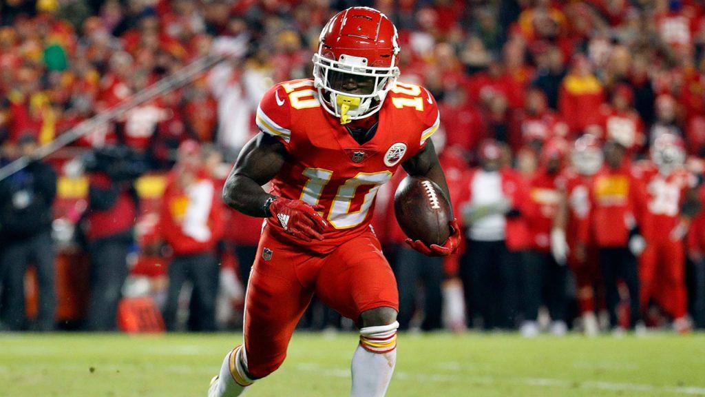 Patriots fan gets caught throwing beer on Chiefs star Tyreek Hill after  game-tying touchdown