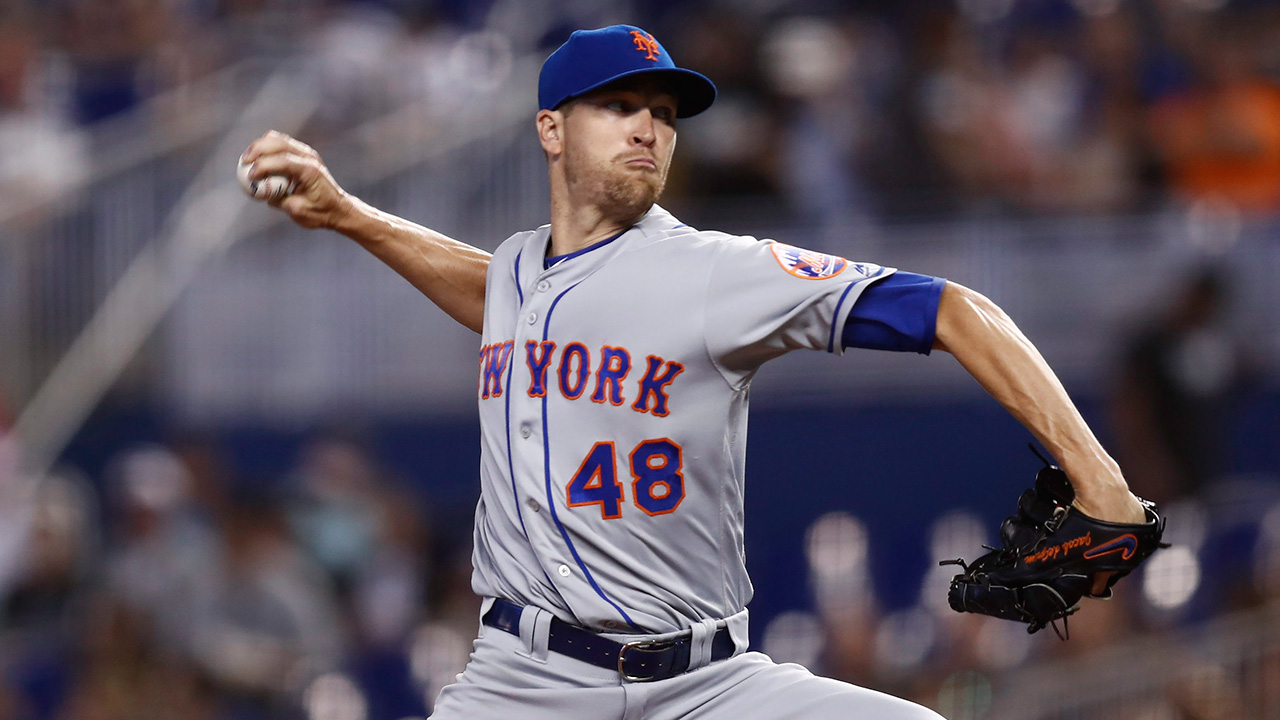 Mets put Jacob deGrom on injured list with right side tightness