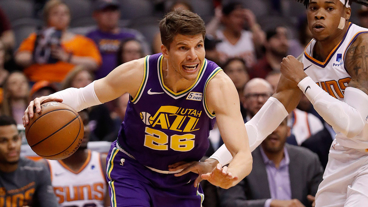Kyle Korver is on a mission to help improve Nic Claxton's shot