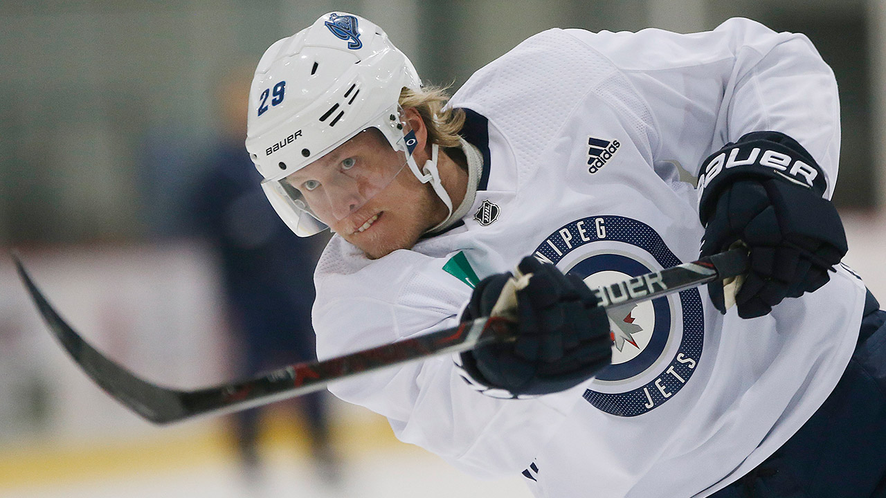 Blue Jackets' Laine accepting $7.5M qualifying offer for 2021-22 season