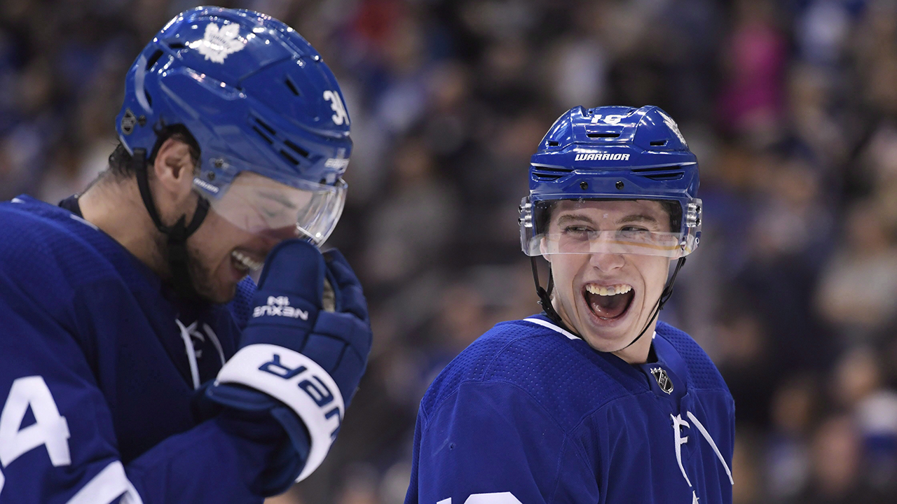 maple leafs cap geek