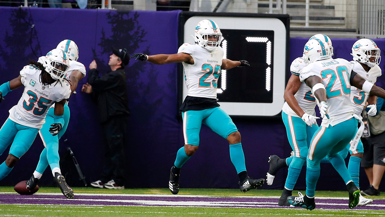 Dolphins give unhappy Minkah Fitzpatrick permission to seek trade