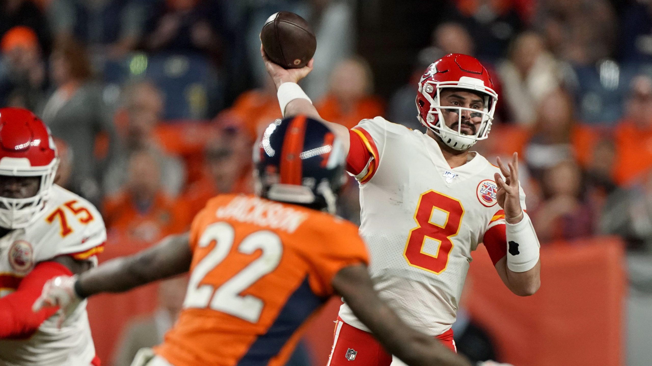 Despite losing Mahomes, Chiefs beat Broncos for eighth straight time