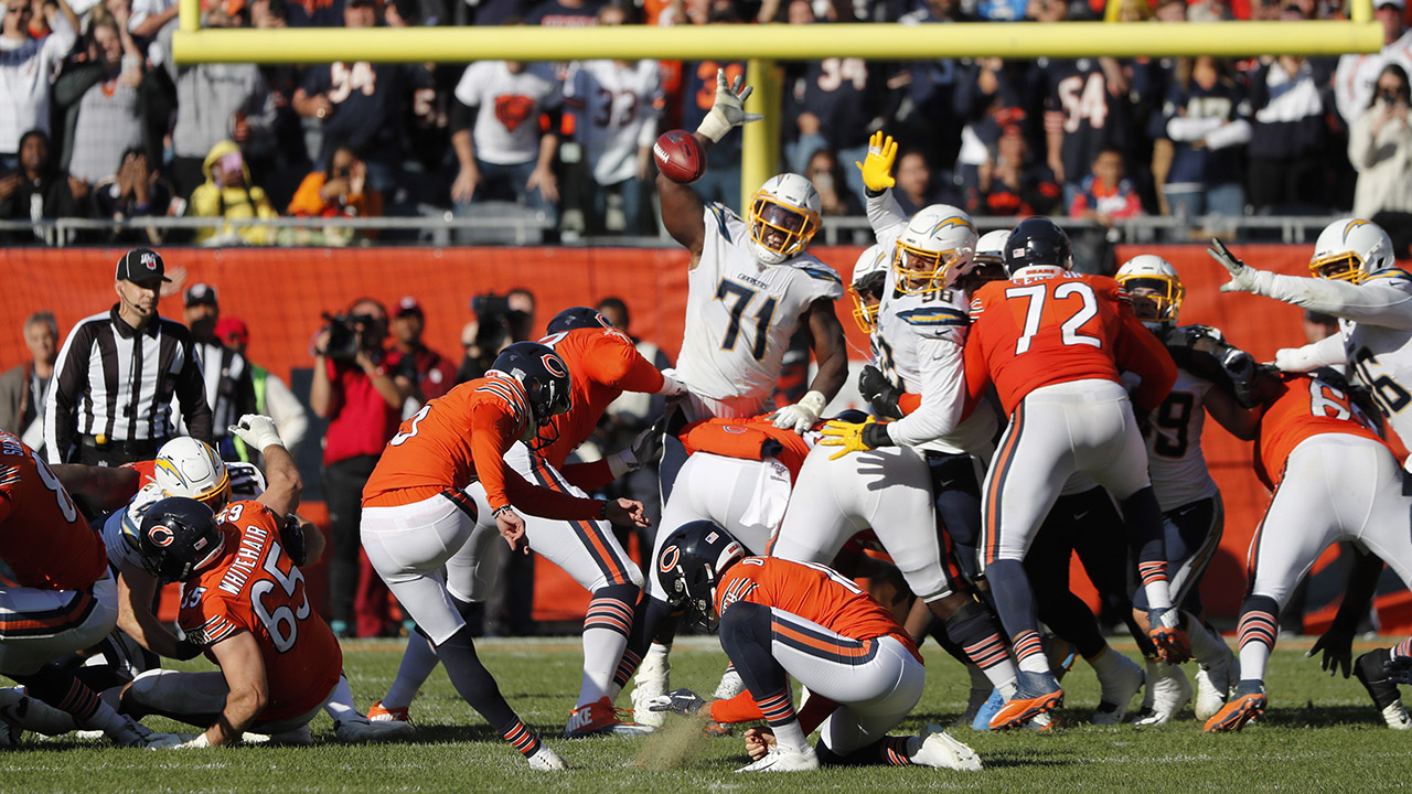 Rivers, Chargers beat Bears 17-16 after Pineiro misses FG