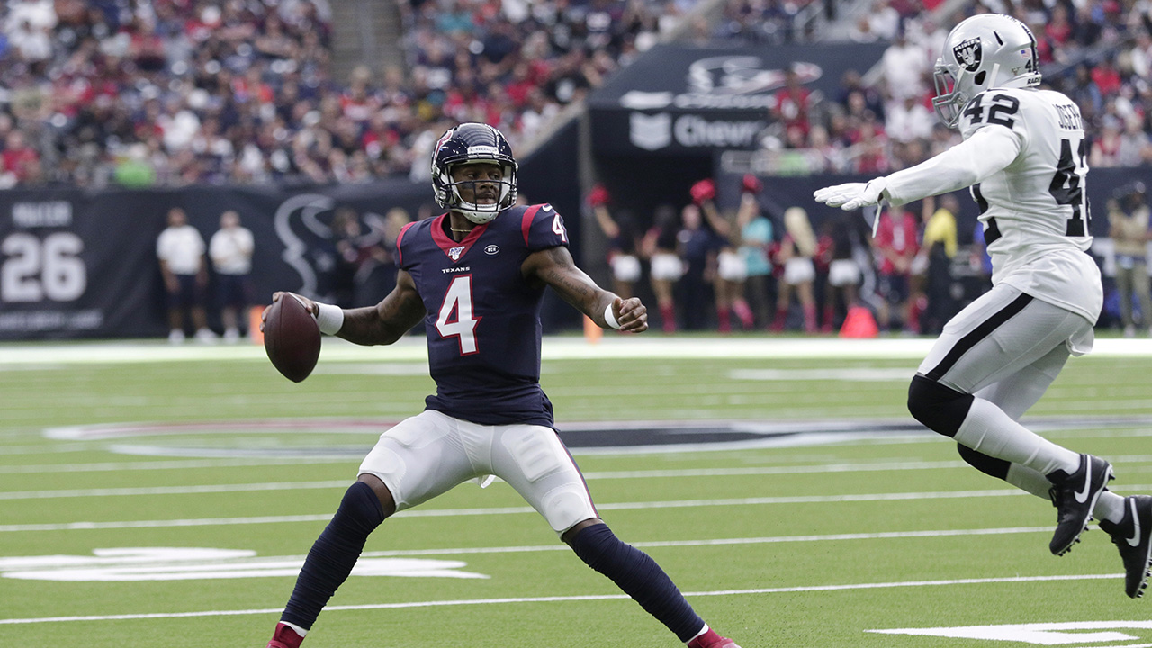 Deshaun Watson throws three TD passes to lead the Houston Texans