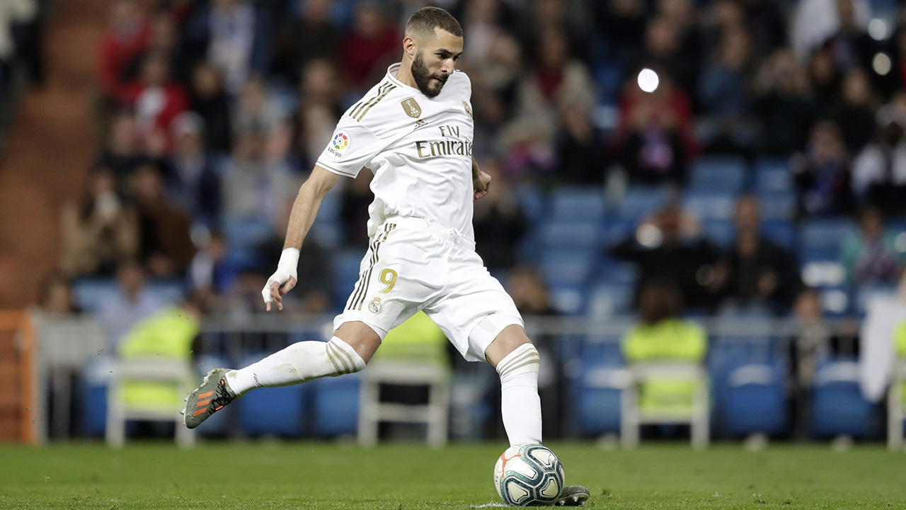 Karim Benzema becomes Real Madrid's joint-second highest scorer as La Liga  champions thrash Levante, Football News