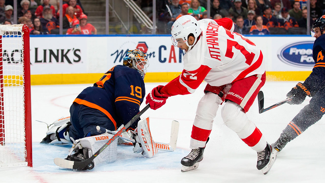 Oilers acquire Andreas Athanasiou from Red Wings