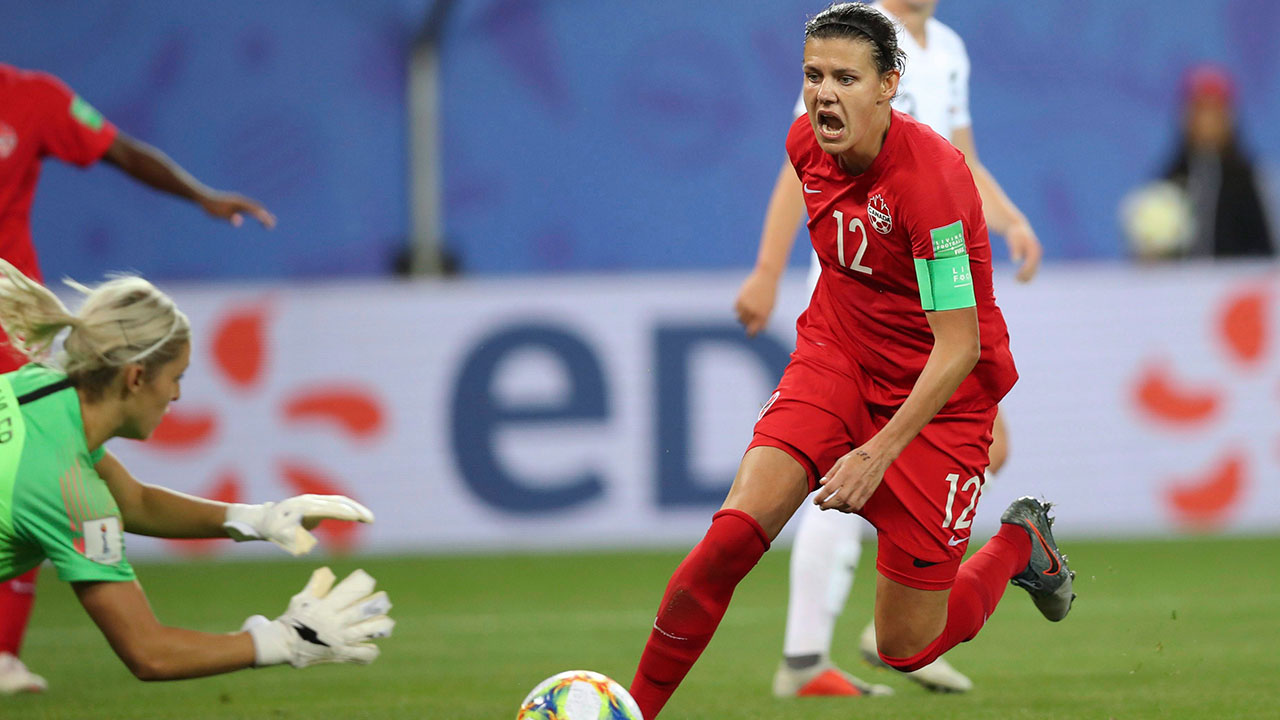 Christine-Sinclair-Canada