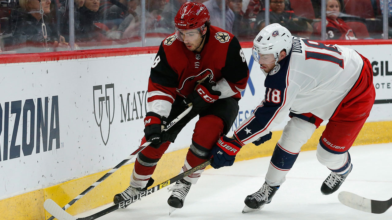 Coyotes F Schmaltz out 6-8 weeks, D Timmins day-to-day with upper-body ...