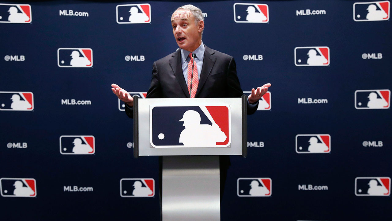 MLB op weg naar ‘rampzalig resultaat’ waarschuwt Manfred na verlies weekend