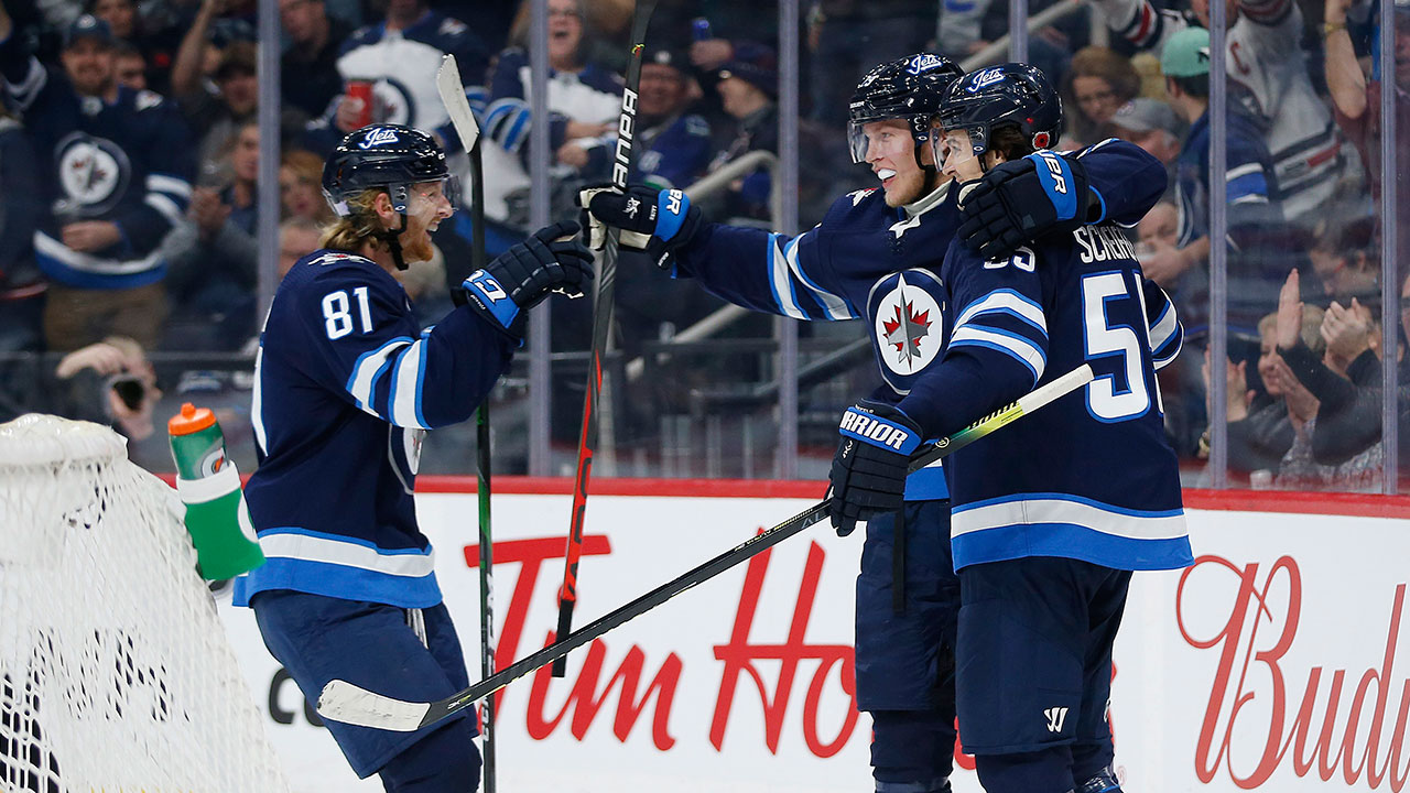 Kyle Connor helps Jets beat Canucks for the ninth 