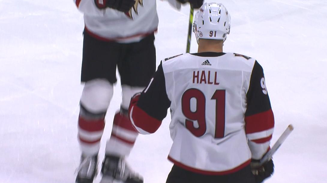 Arizona Coyotes acquire star winger Taylor Hall in trade with New