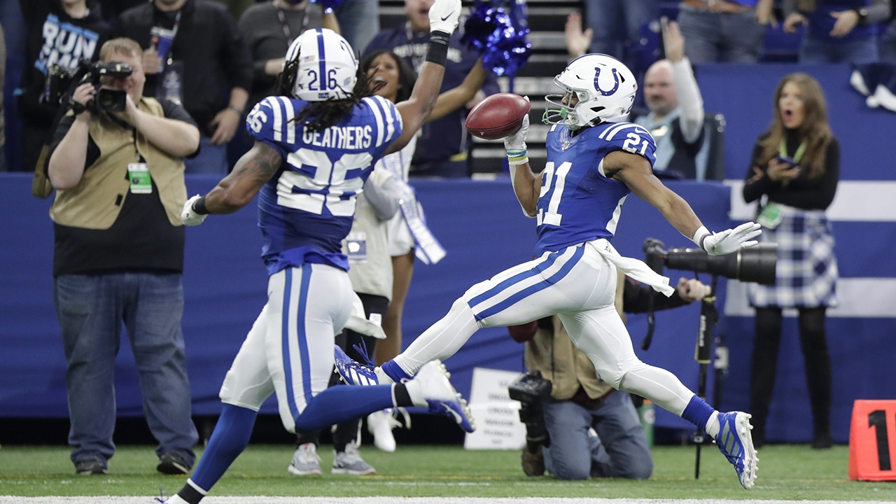 Indianapolis Colts' Nyheim Hines (21) runs during the first half