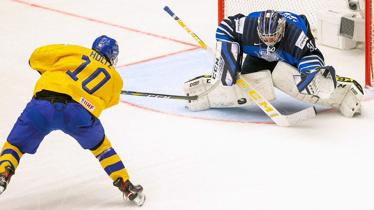 Holtz scores in OT to give Sweden world juniors wi