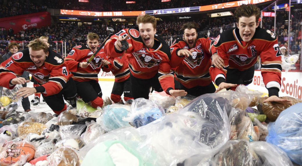 teddy bear toss hitmen 2018