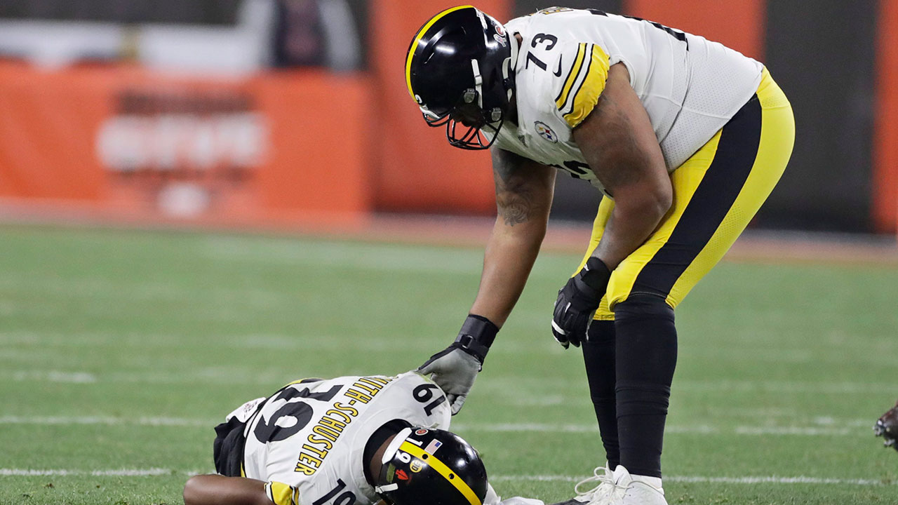 JuJu Smith-Schuster ruled out vs. Bills after reportedly aggravating knee  injury