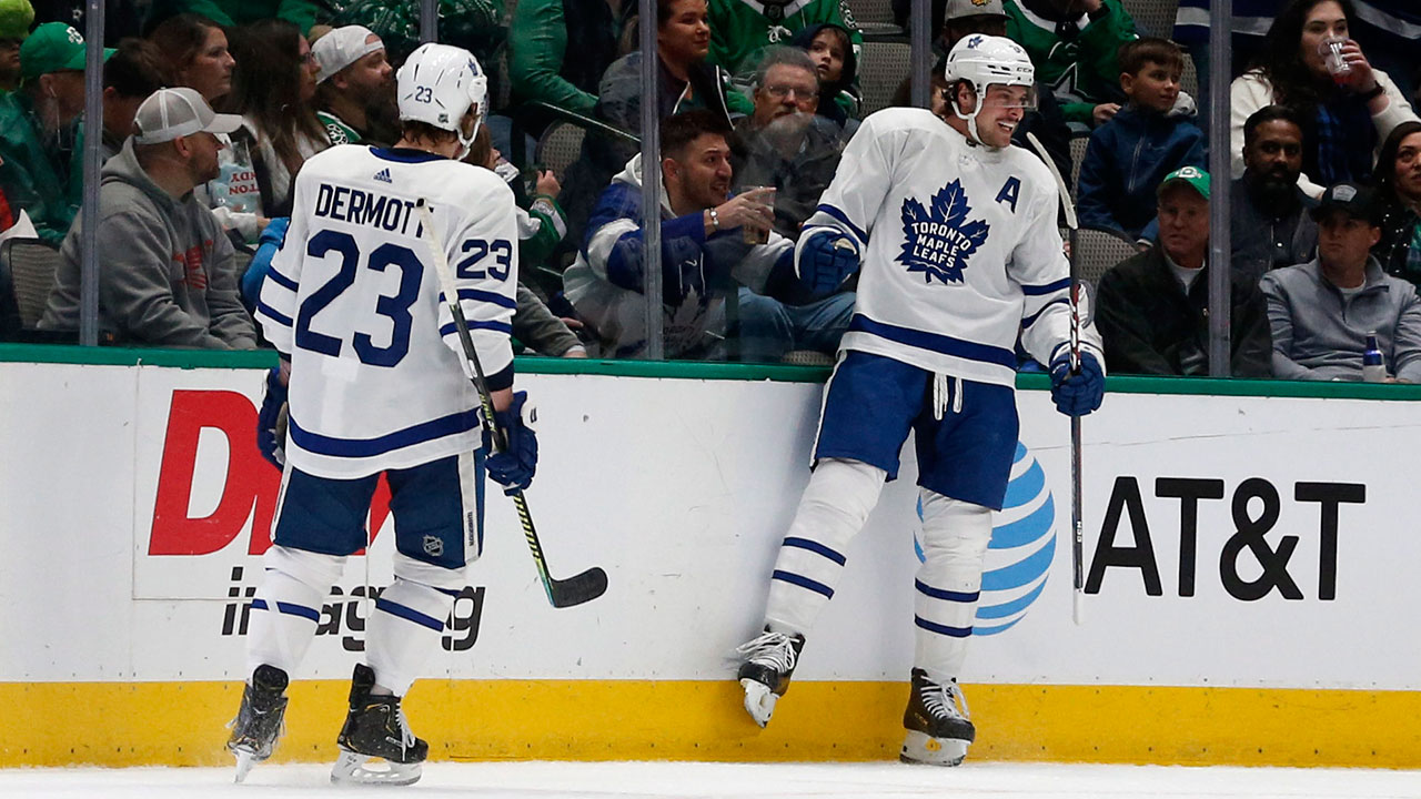 Marner sets up first two goals, Maple Leafs beat S