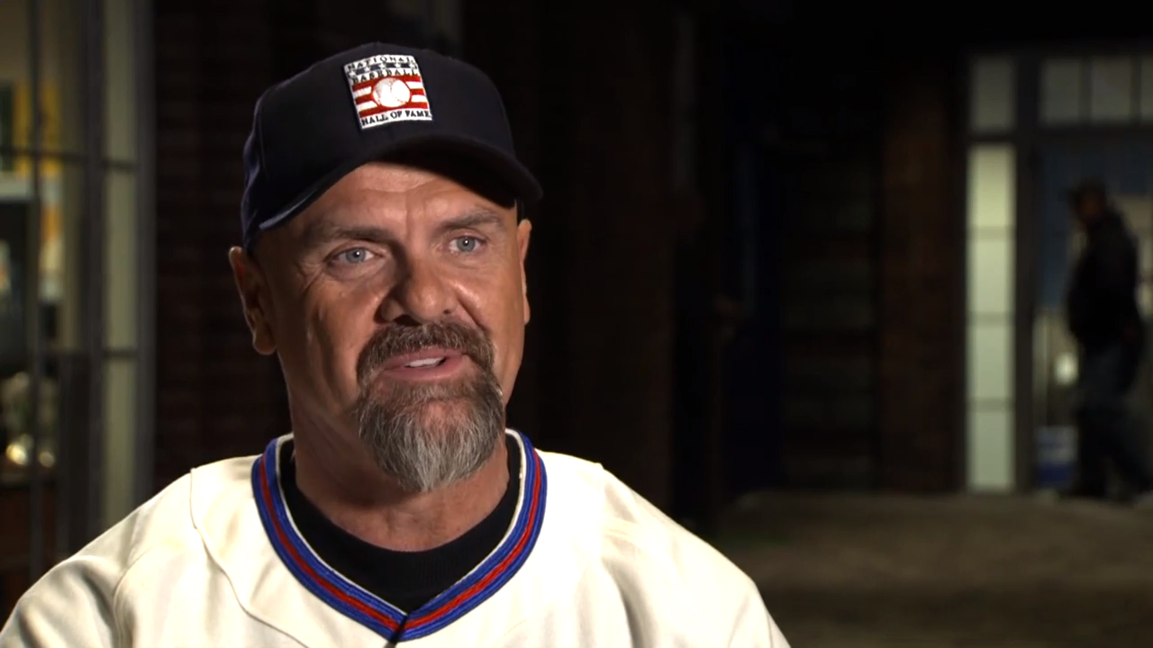 New Hall of Famer Larry Walker dons Spongebob Squarepants shirt