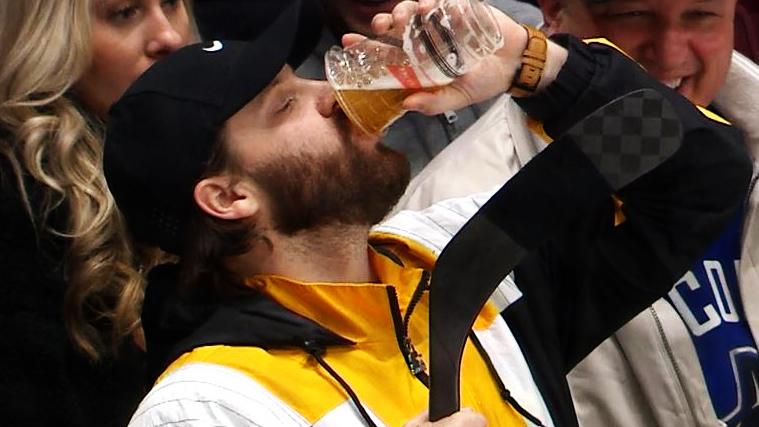 Titans offensive line is chugging beer at Predators game again