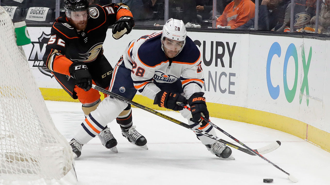 Athanasiou, Ennis score but Oilers fall to Ducks in overtime