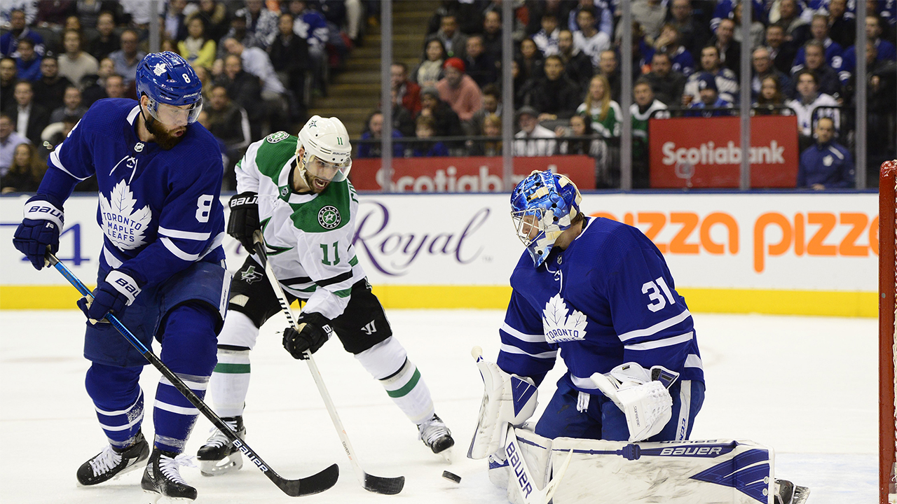 Stars score early and often to ruin Andersen's fir