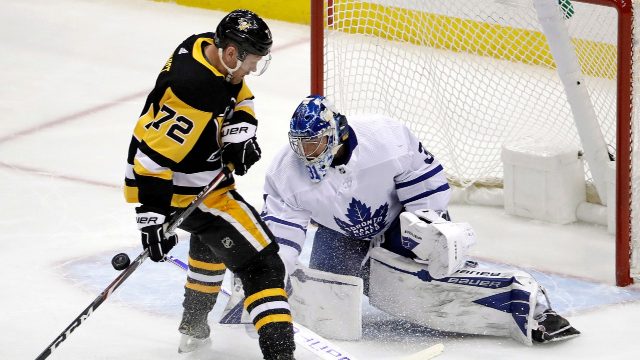 national sports leafs jersey