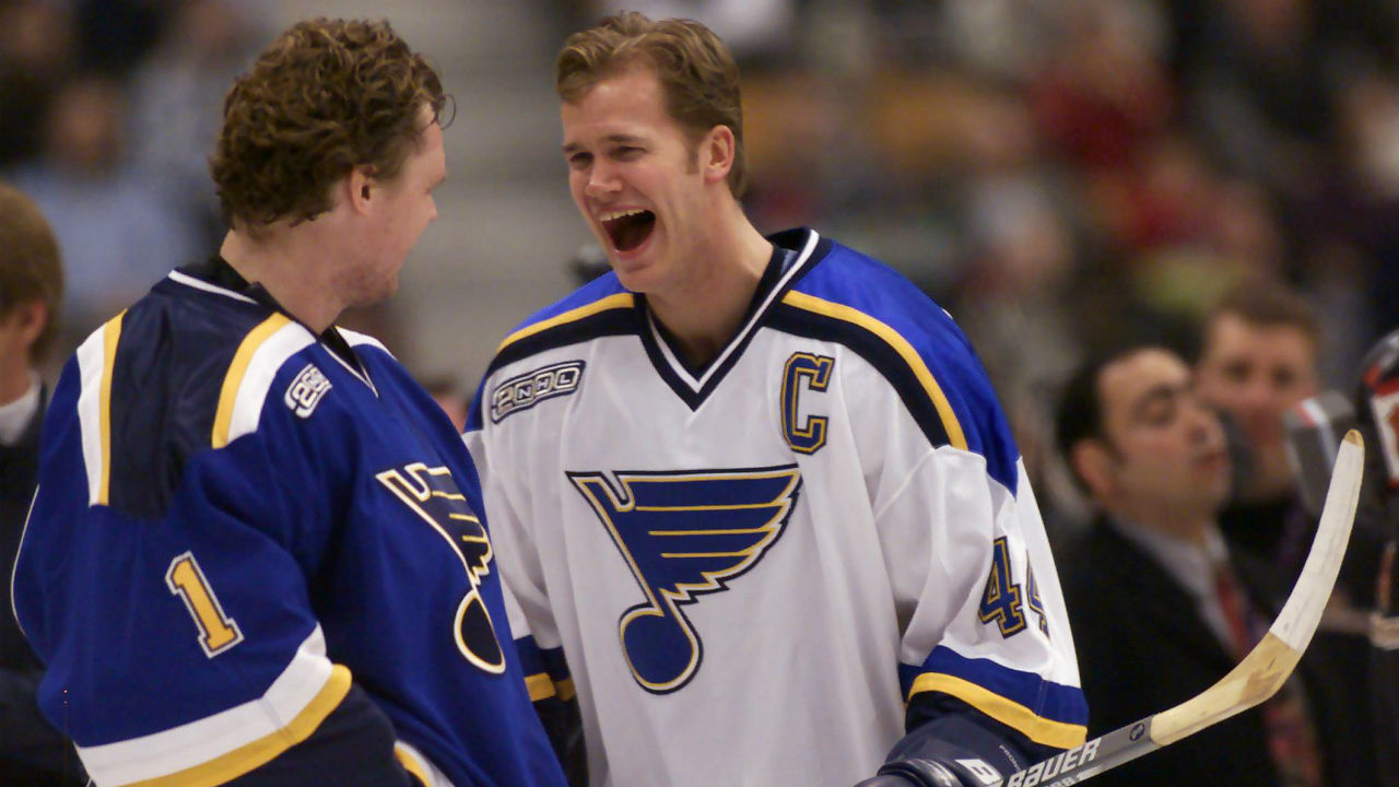 Blues to retire Chris Pronger's number 