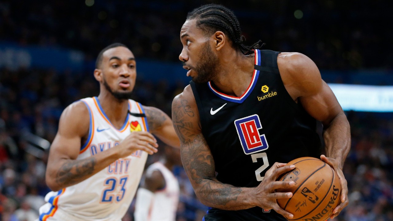 Paul George suffers leg injury as Clippers lose to Thunder - Los Angeles  Times