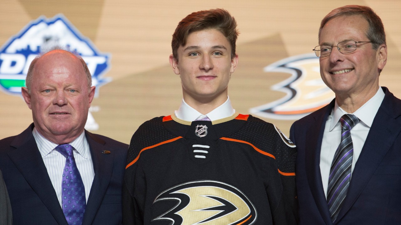 Anaheim Ducks recall top prospect Trevor Zegras, setting stage for