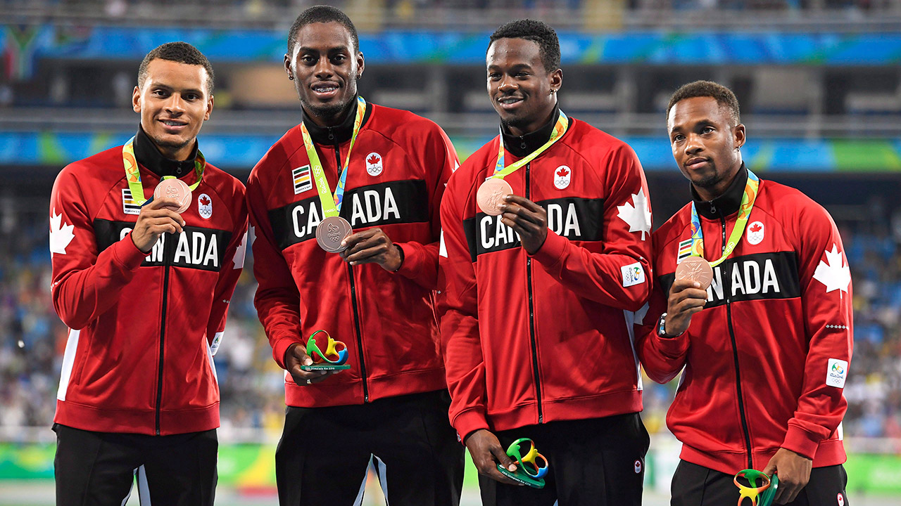 canada-shows-off-bronze-medals-after-4x100-relay-rio-2016