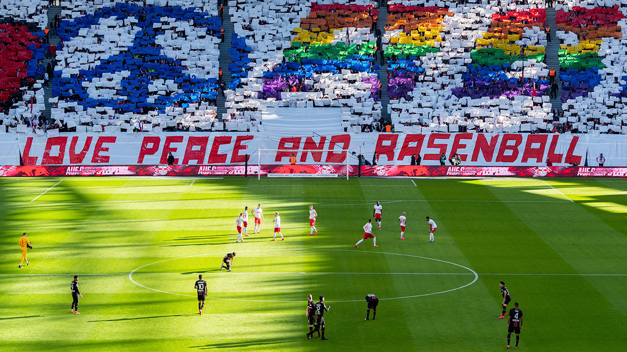 leipzig-supporters-cheer-while-team-plays