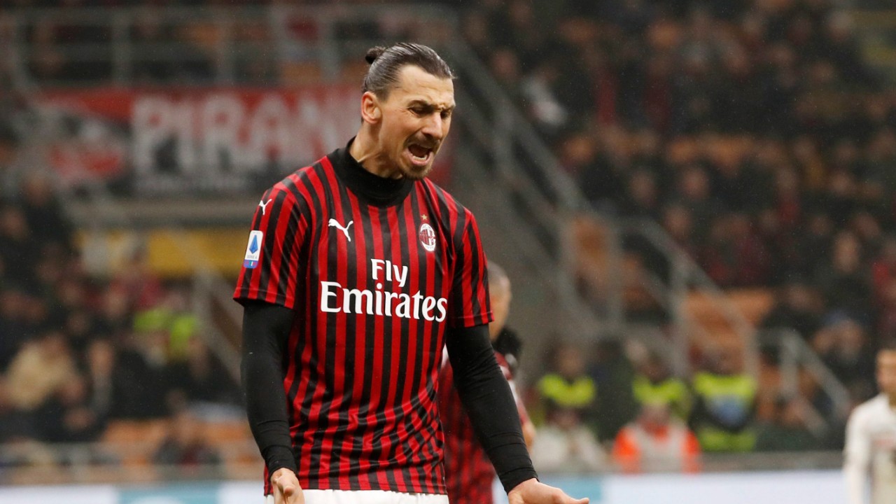 Zlatan Ibrahimovic signs new one-year deal with Milan