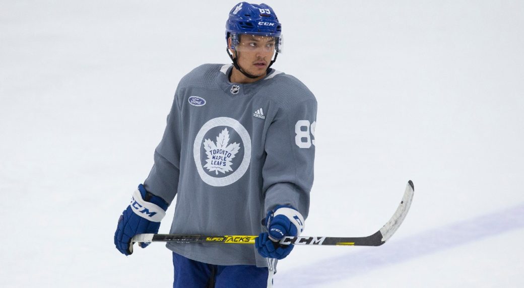 Maple Leafs' Nick Robertson Leaves Game Vs. Senators With Knee Injury