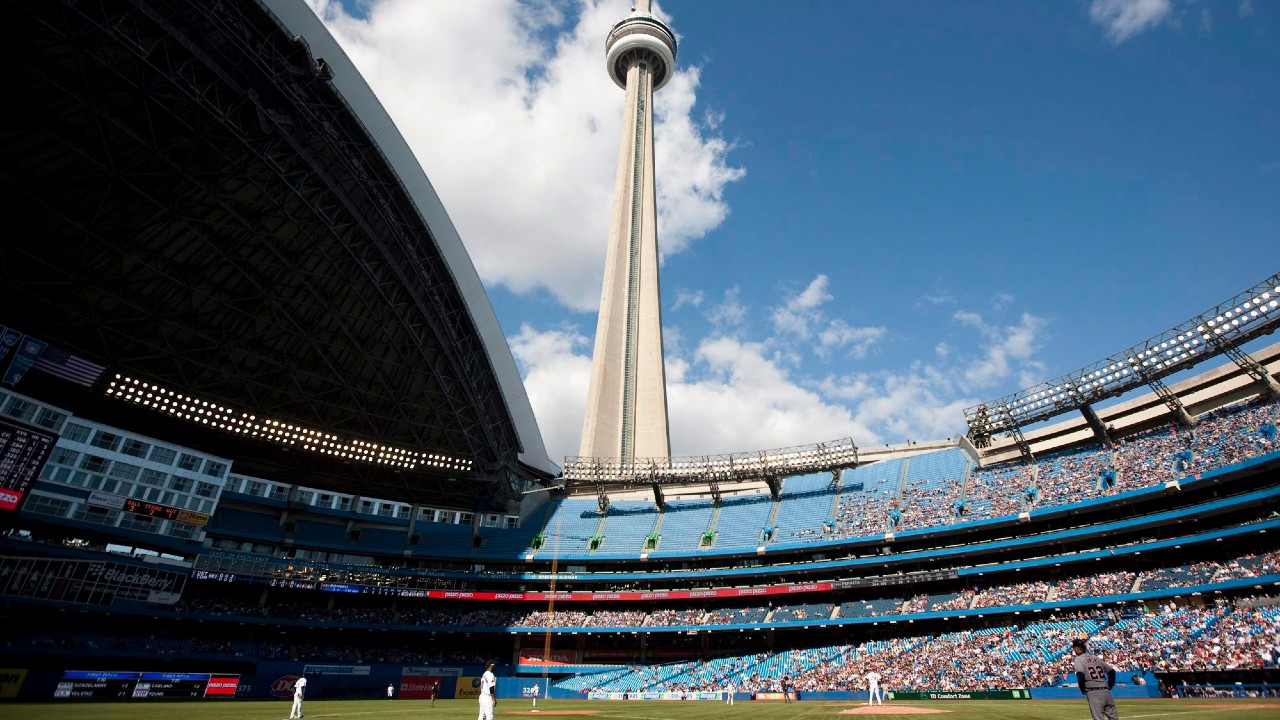 Blue Jays players arrive in Toronto and go into isolation in hotel at Rogers  Centre