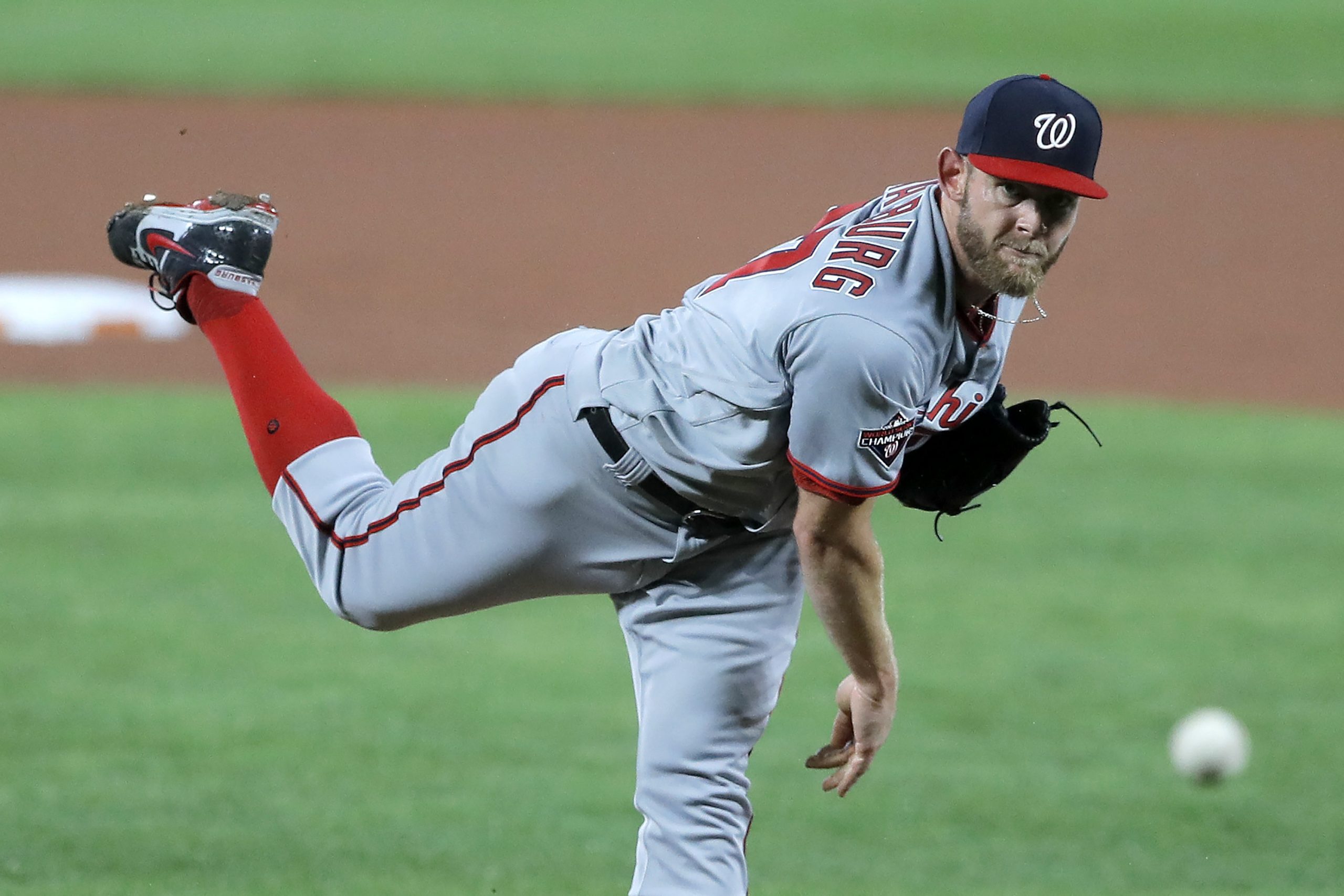 Nationals' Stephen Strasburg leaves game vs. Orioles after only 16 pitches